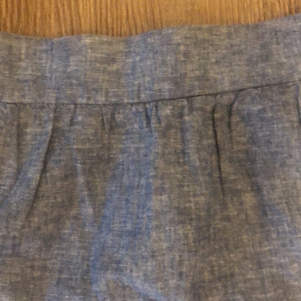 LOFT CHAMBRAY BLUE ELASTIC WAIST SKIRT WITH POCKETS - Picture 2 of 6